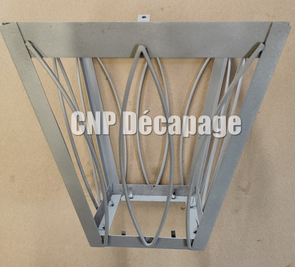 Lampe d'extérieur après décapage